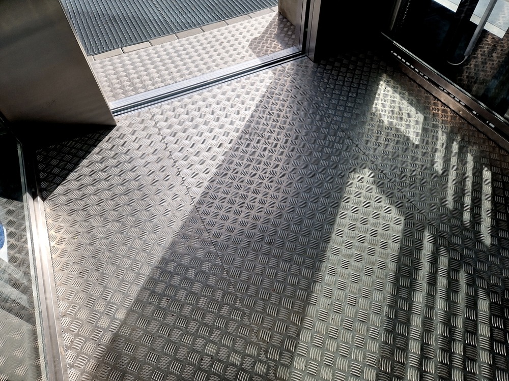 SÀN CHỐNG TRƯỢT CHECKERED
